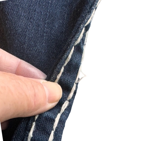 Size 27 True Religion Johnny super T T dark blue/white contrast stitching. EUC - Picture 15 of 16